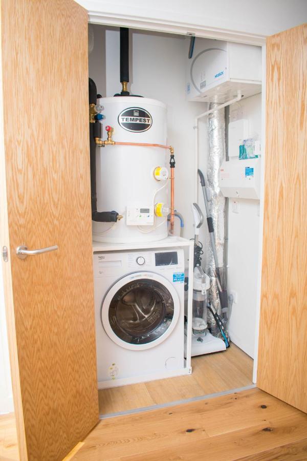 Exoticstay Apartments - Ultra Luxe Top Floor Suite - City Centre Apartment With Cube View - Smart 4K Tv With Ultrafast Wifi & Netflix バーミンガム エクステリア 写真