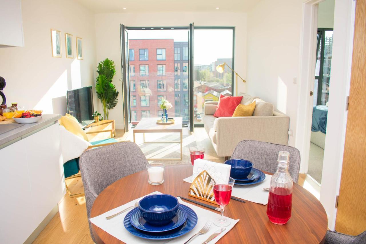 Exoticstay Apartments - Ultra Luxe Top Floor Suite - City Centre Apartment With Cube View - Smart 4K Tv With Ultrafast Wifi & Netflix バーミンガム エクステリア 写真